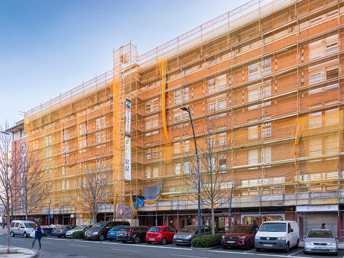 Fachada Luis bilbao Líbano, Leioa